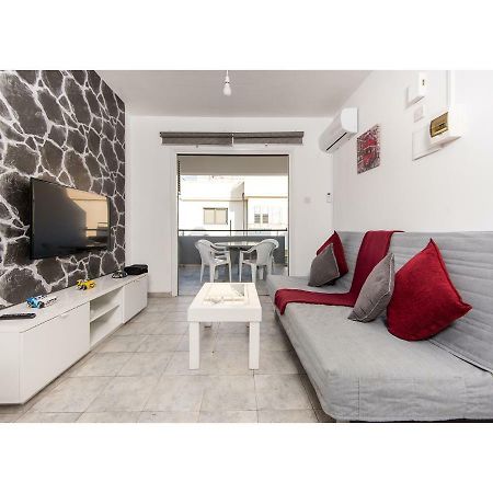 Holiday Apartment Ларнака Экстерьер фото